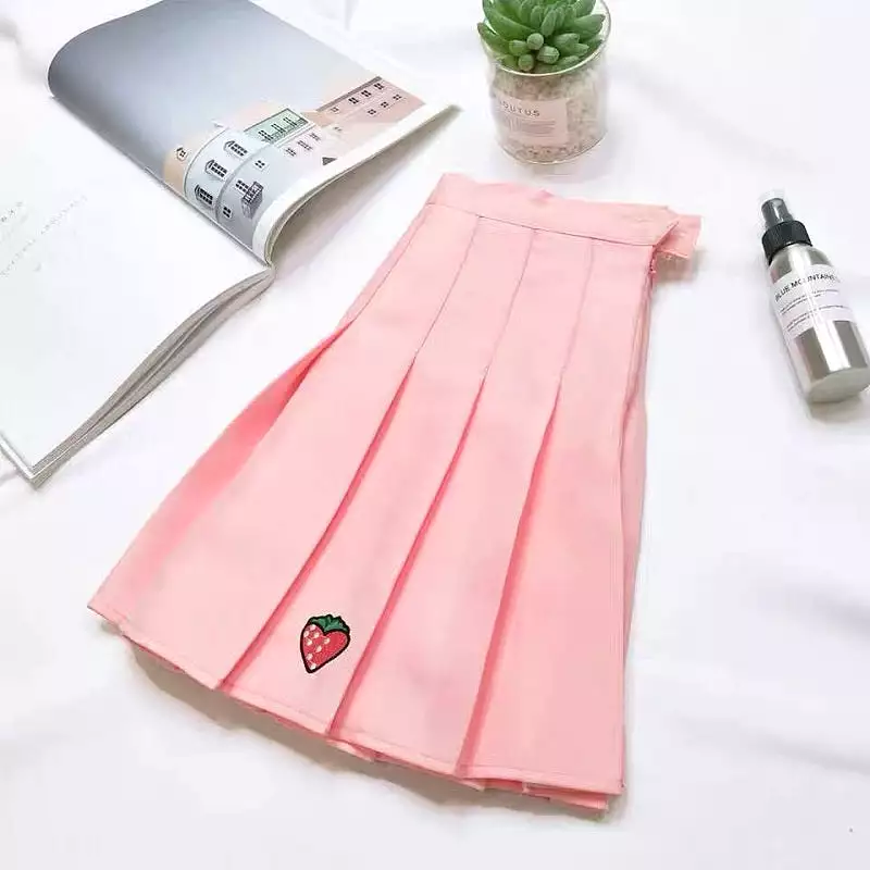 CUTE STRAWBERRY PLEATED SKIRT BY61003