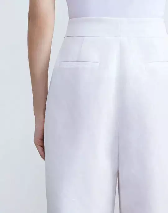 LAFAYETTE 148 Silk-Linen Chelsea Short