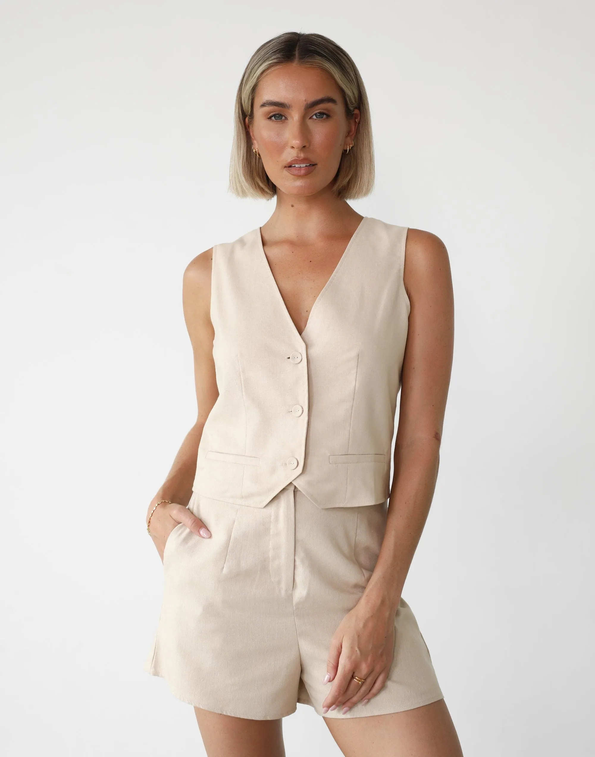 Rania Linen Vest (Almond)