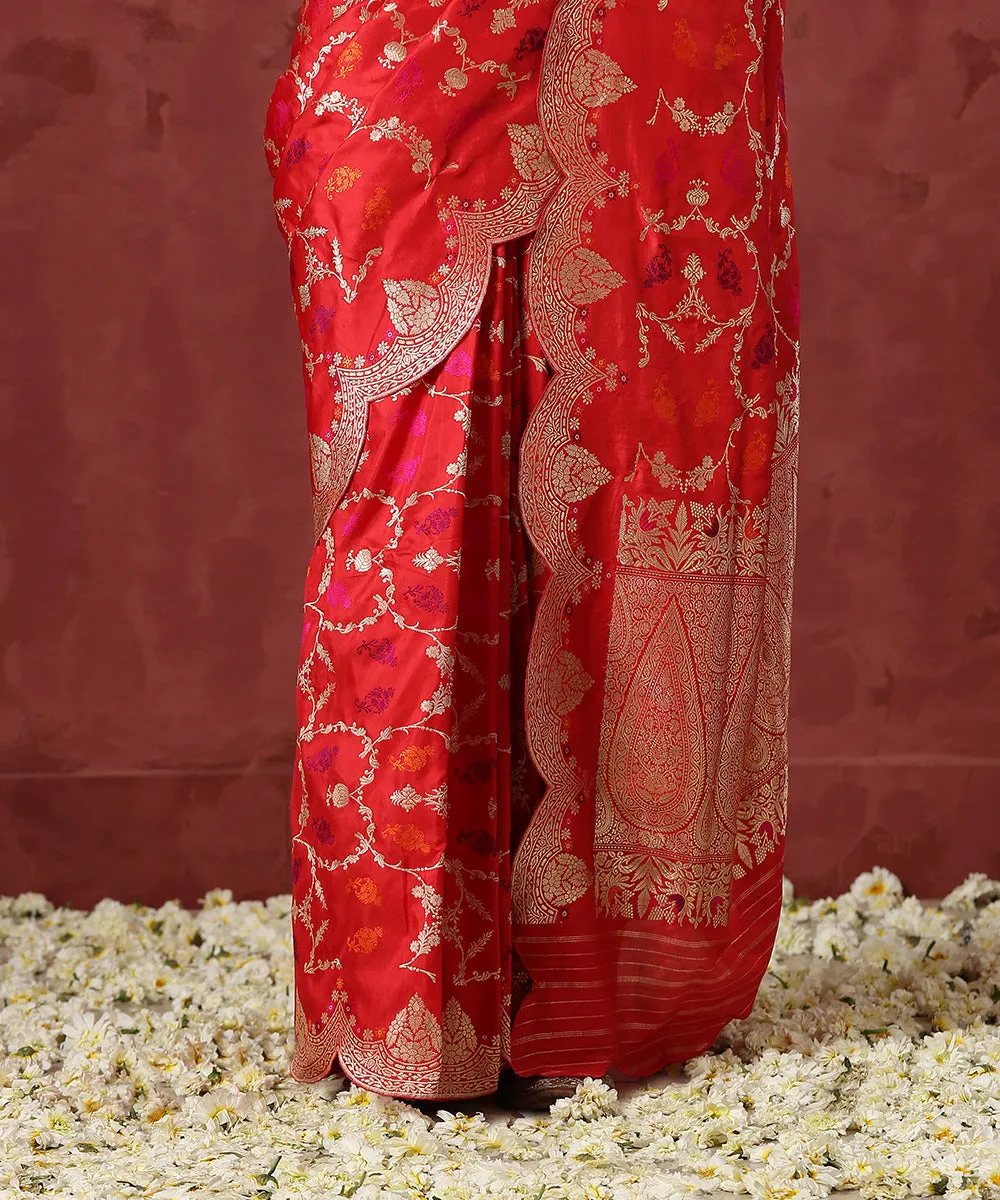 Red Handloom Pure Katan Silk Banarasi Saree With Scallop Borders