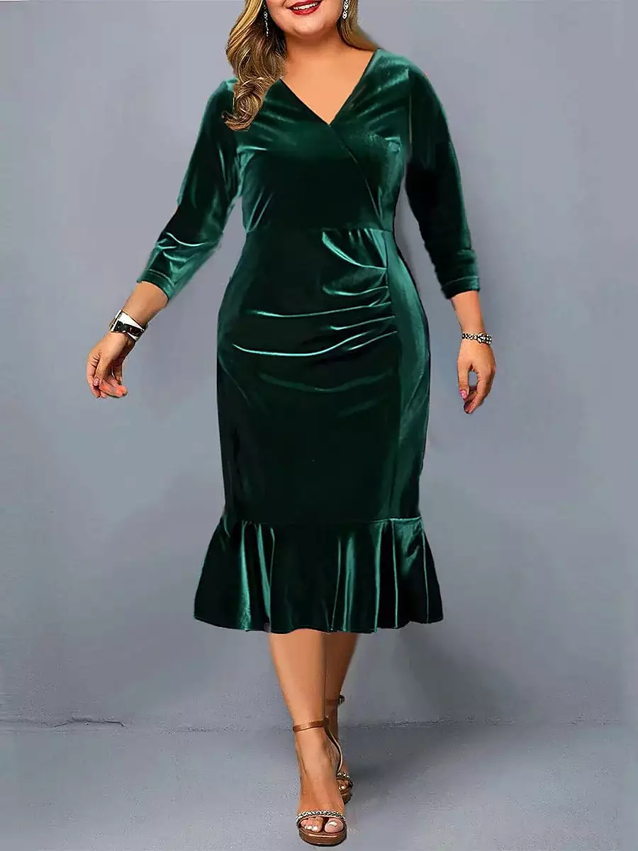 Velvet V-Neck Plus Size Midi Dress for Winter and Valentine's Day